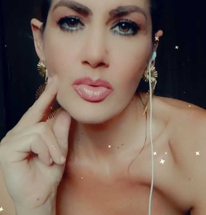 mabelsaravia: συνομιλία ΧΧΧ εκτός σύνδεσης