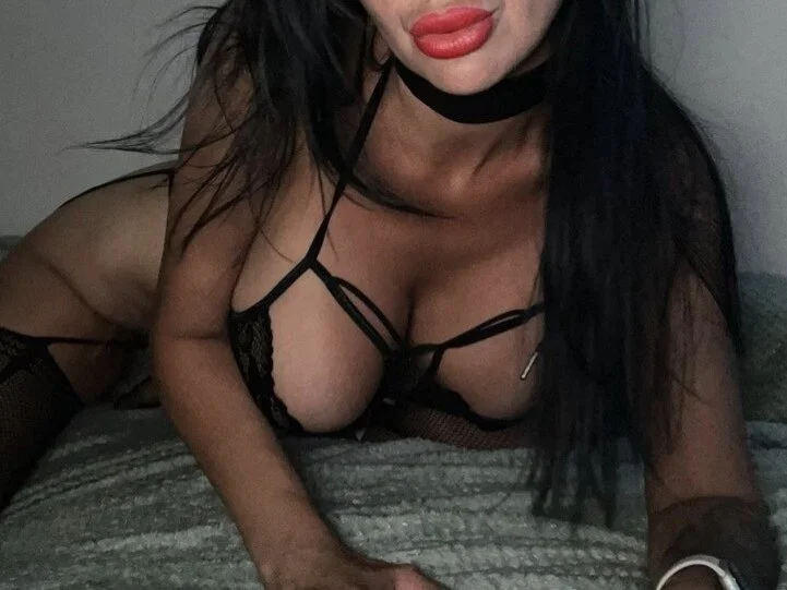 IRISWHITE17 Chat XXX offline