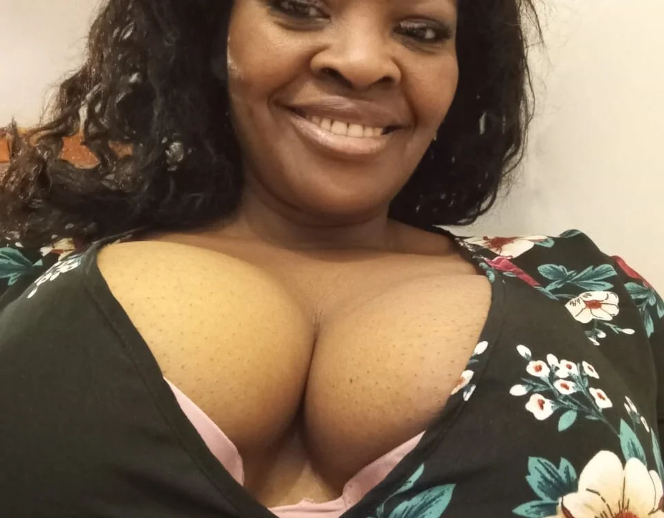 sweetmelonsxxxx25 offline XXX-chatje