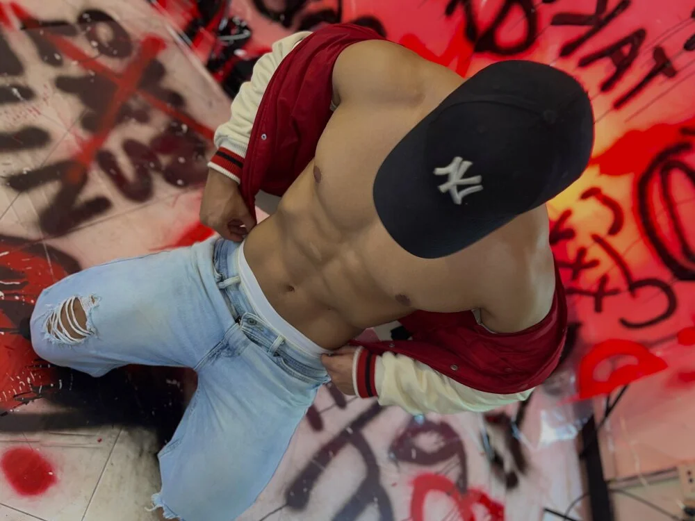 Jakelauren1's Offline XXX Chat