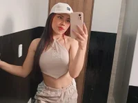 Ela_Salvatore's Offline Chat Room