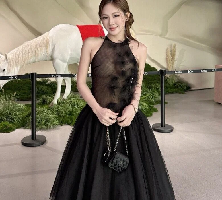 Kowew-nkie Chat XXX Ngoại tuyến