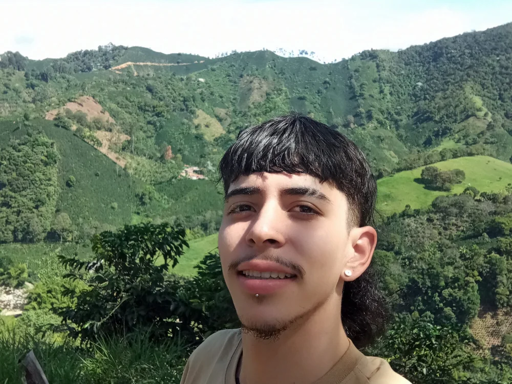 Apolo_boyy's Offline Chat Room