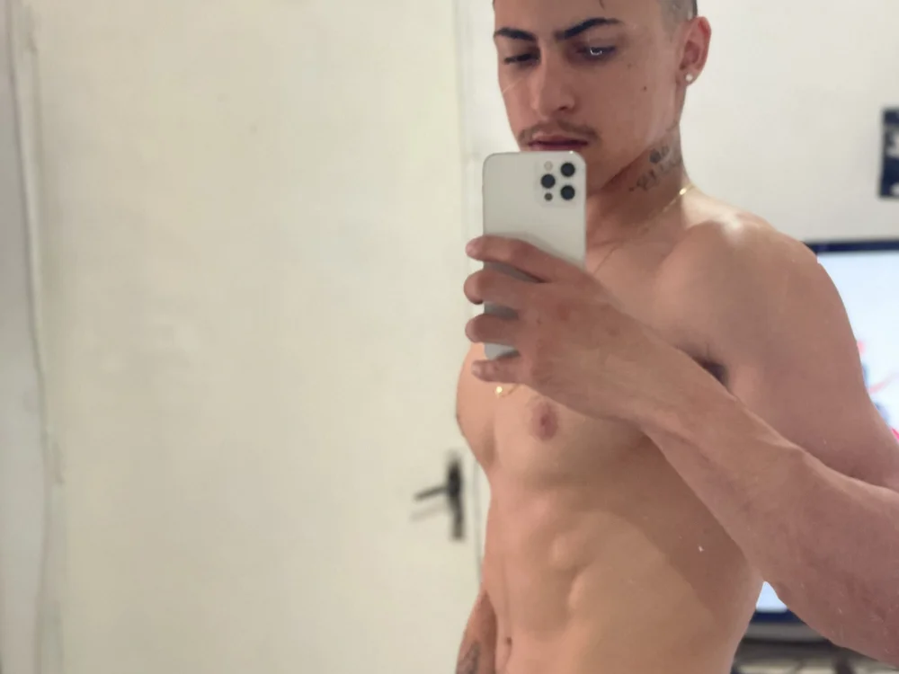 pietrobigdick offline chatrum