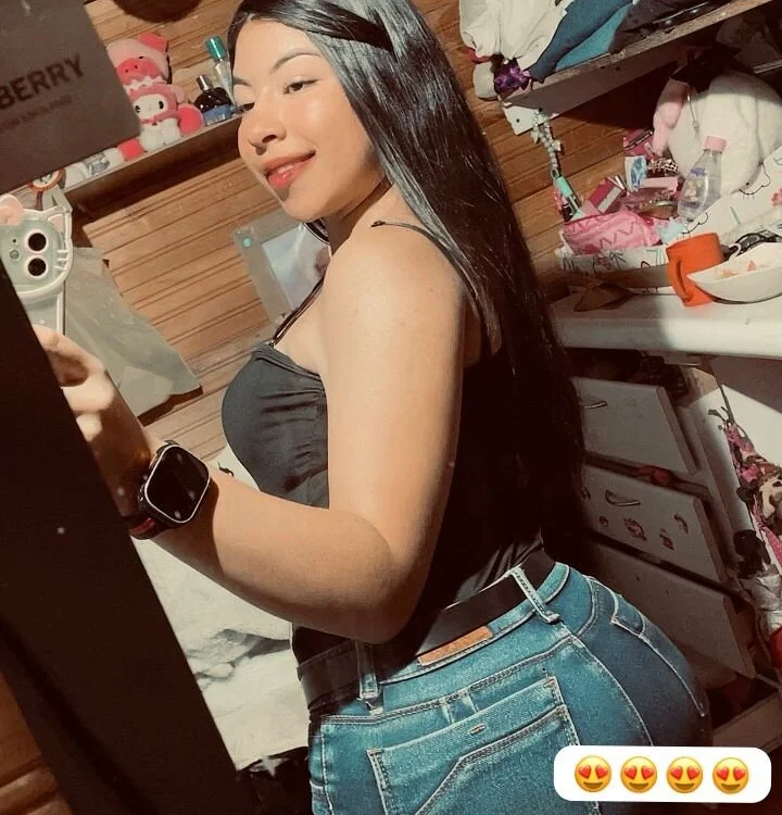 _BomBonSex's Offline XXX Chat