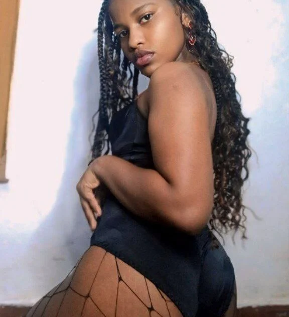 Uvita06 – Offline XXX chat