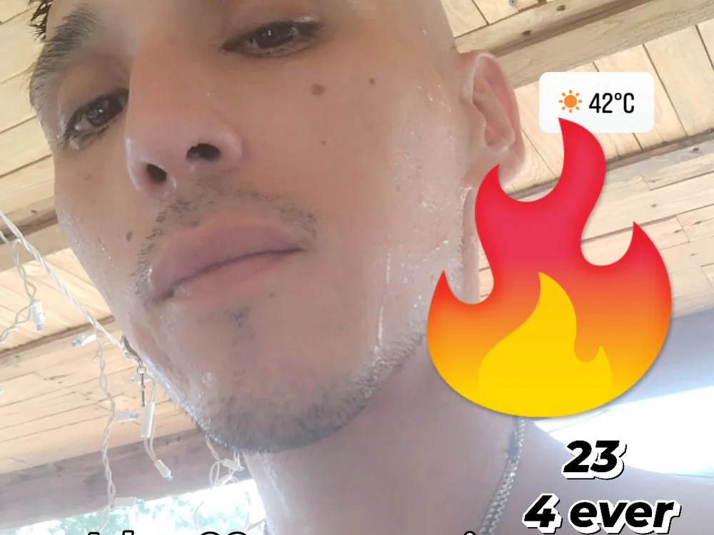 Djdioz3812 offline chatrum