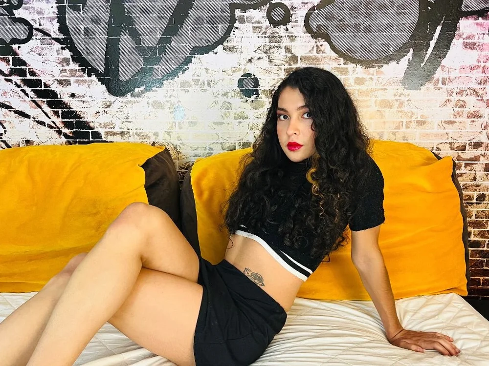 jeykate8s' Offline Chat Room