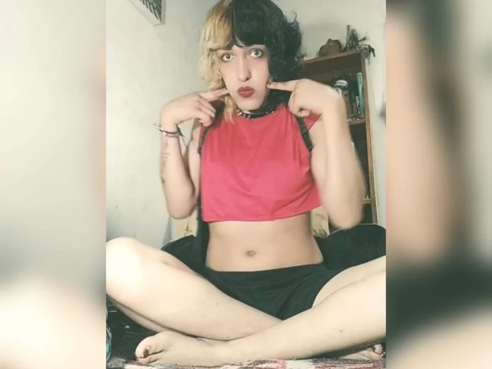 Maki_4 offline XXX-chat