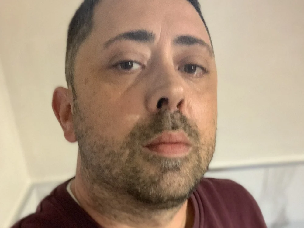 Romoletto82's Offline Chat Room