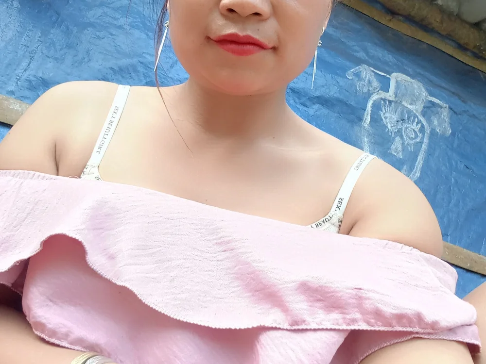 maymay121 Obrolan XXX Offline