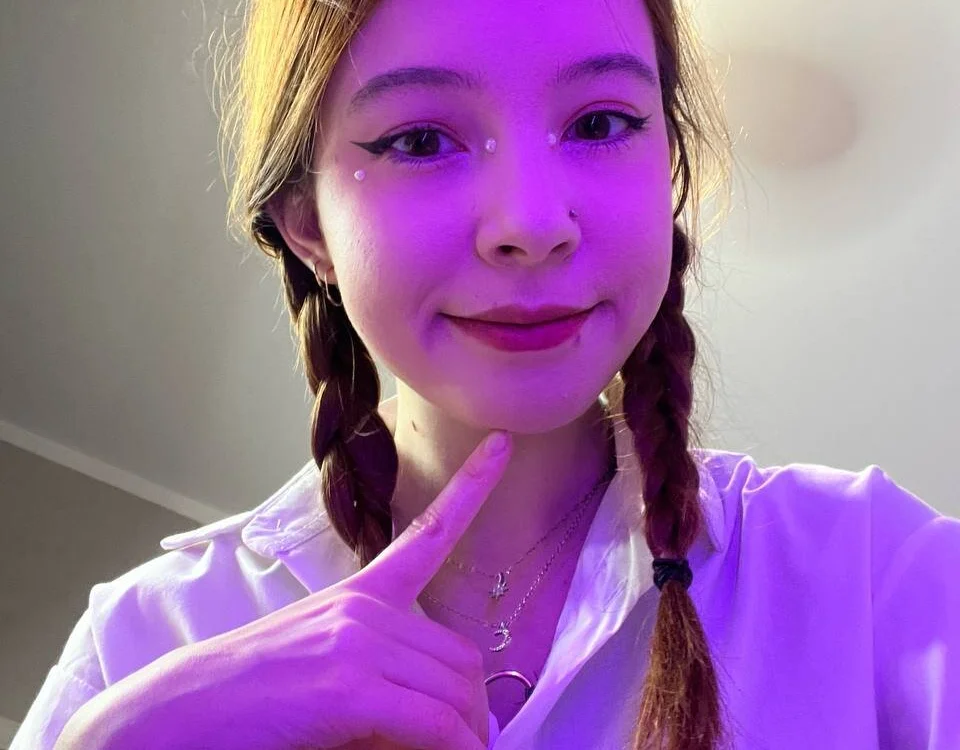 AlisaCream's Offline Chat Room