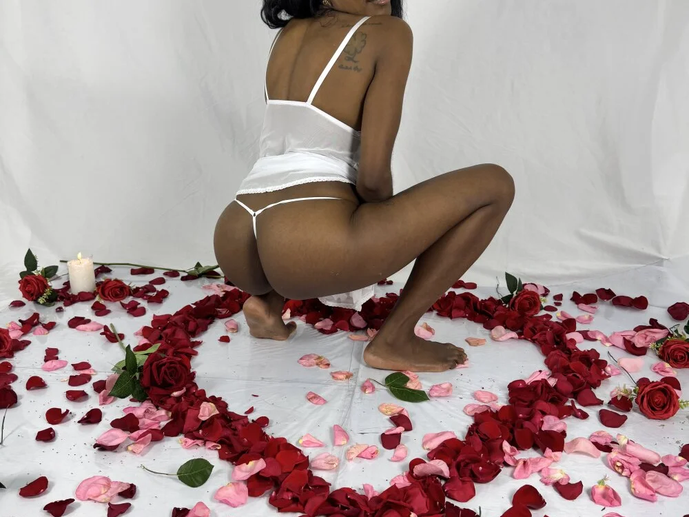 Shaara_bloommy's Offline XXX Chat