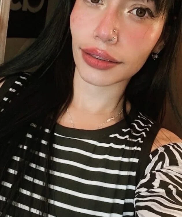 IVET_CUTE1's Offline XXX Chat