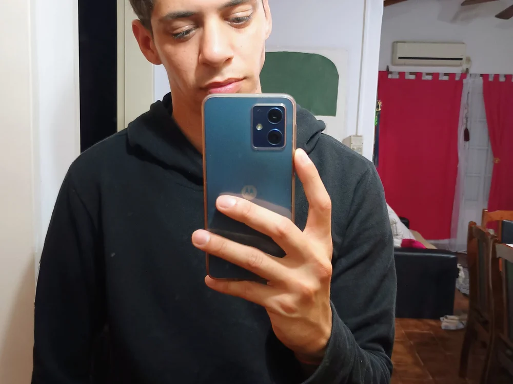 profelolo26's Offline XXX Chat