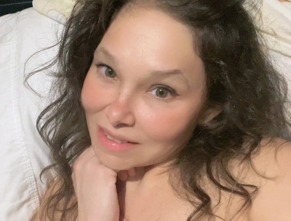 ConociendoMariLoo's Offline XXX Chat