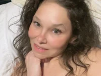 ConociendoMariLoo's Offline Chat Room