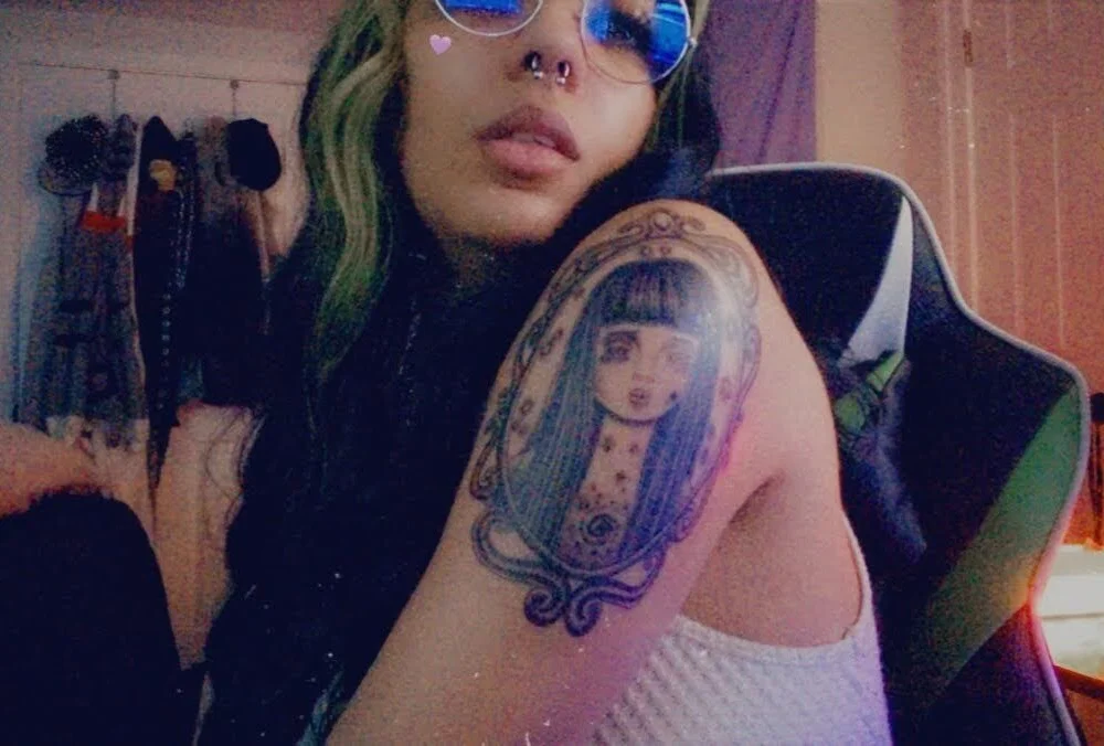 bugsypuddlesxx's Offline XXX Chat
