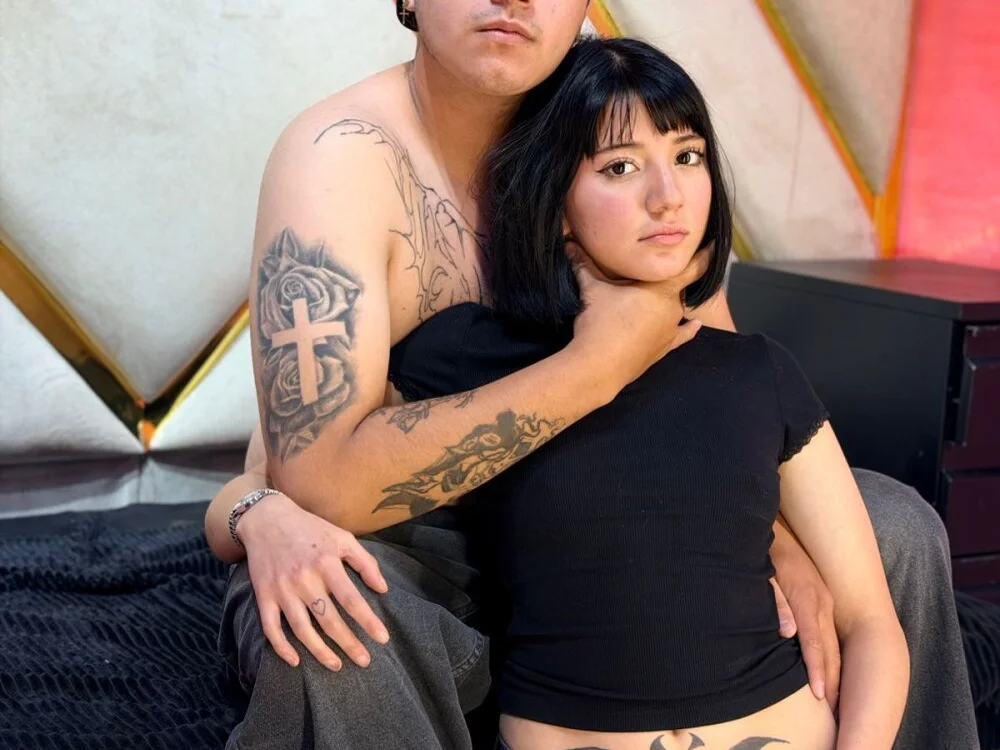 Chat XXX offline de Emily_Brookss_