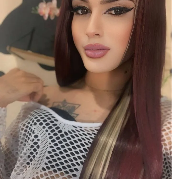 แชท XXX ออฟไลน์ของ BigCock_ivana