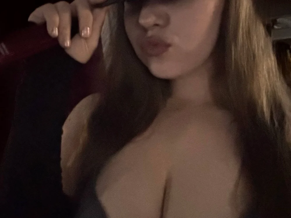 KateeCutte Chat XXX offline