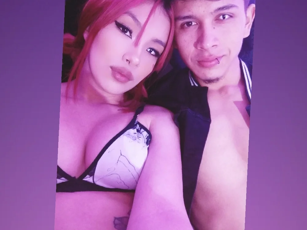 Loveeandseex's Offline XXX Chat