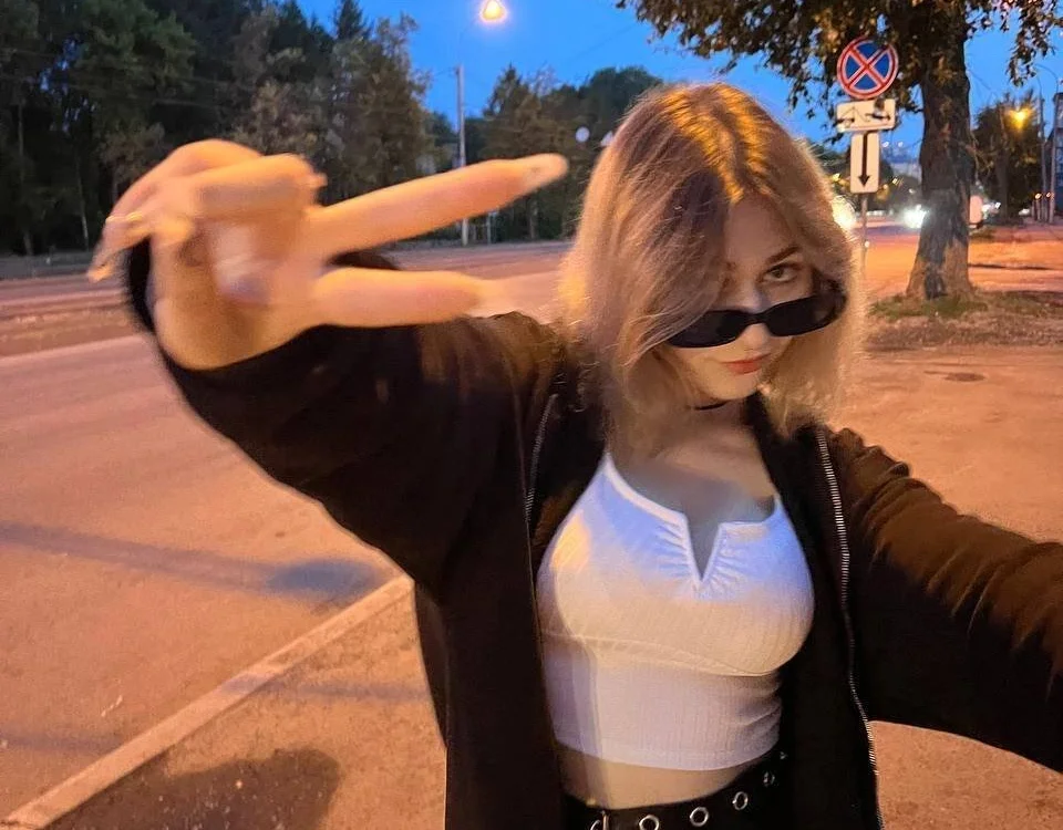 Alekssanda's Offline Chat Room