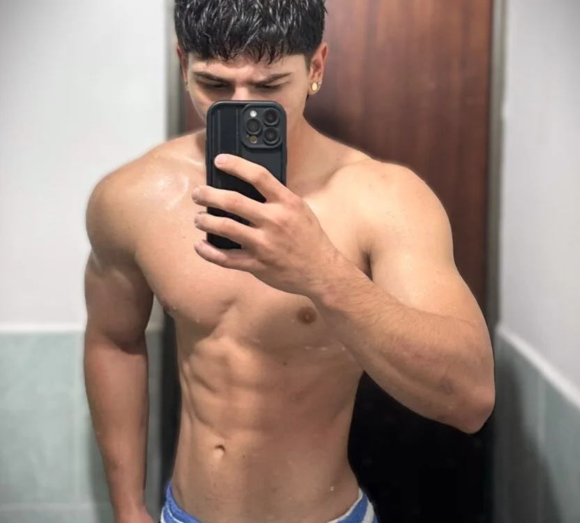 JordanMiller_ offline XXX-chat