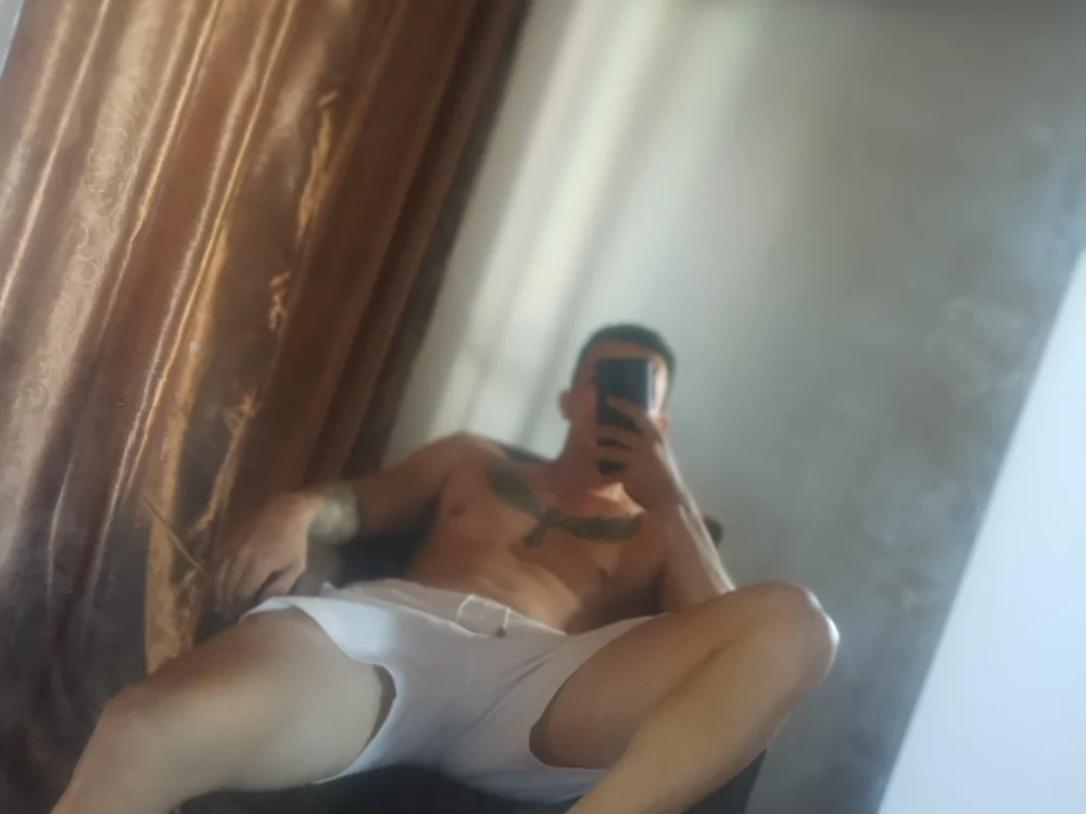sexhot23's most recent online preview