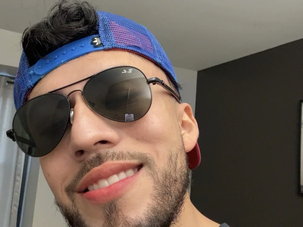 Jasonn127's Offline XXX Chat