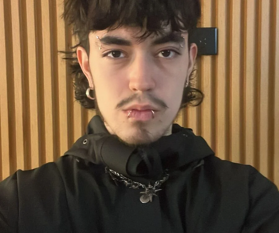 Couple_In_Heat: συνομιλία ΧΧΧ εκτός σύνδεσης