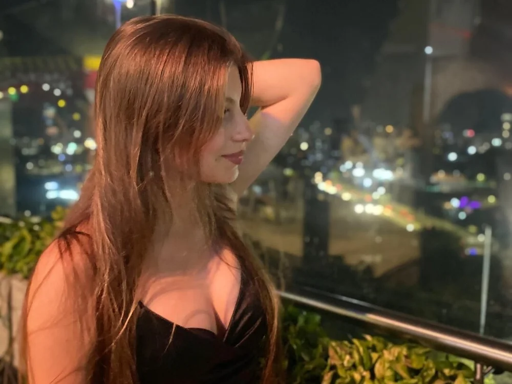 liiliie_petite Offline XXX-chat