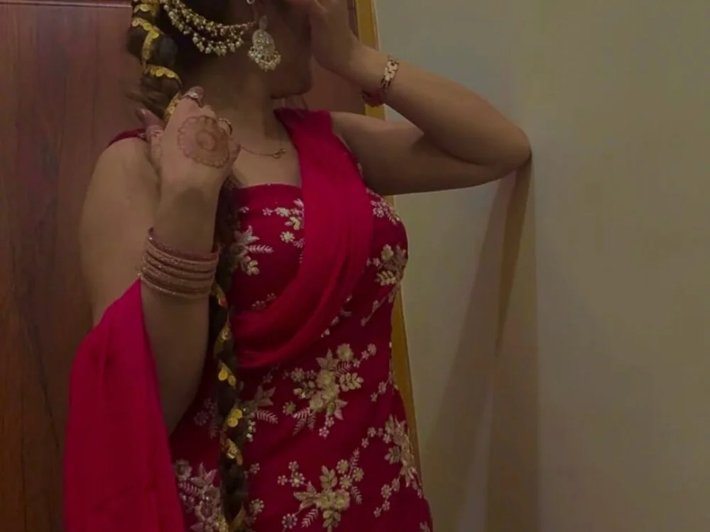 Ruhi86 Chat XXX offline