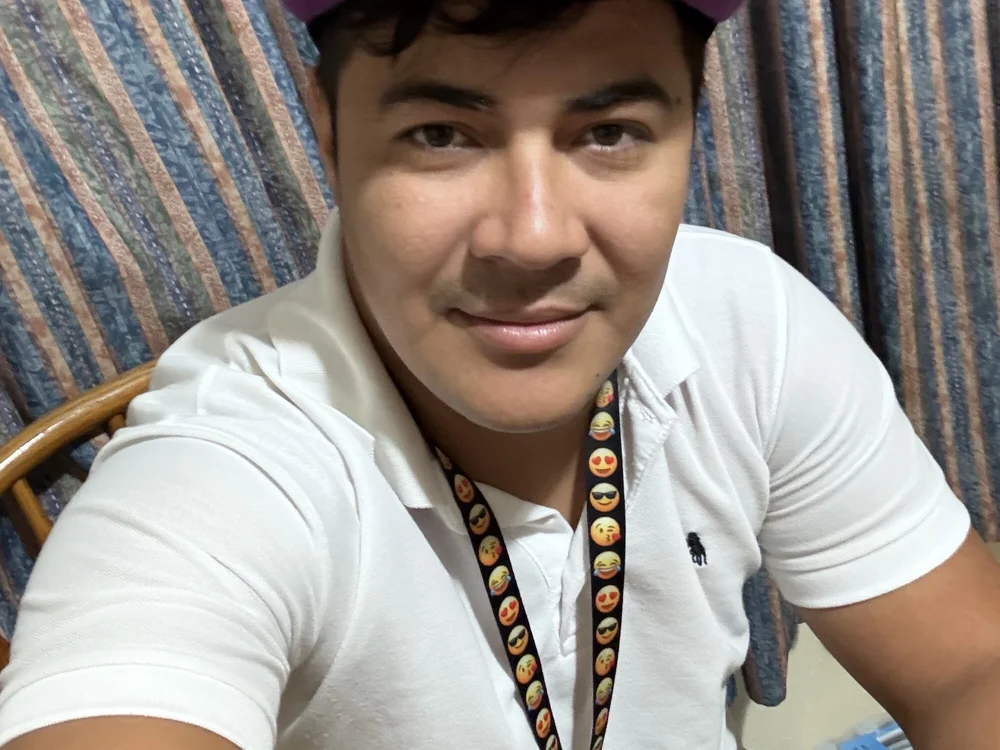 Offline chatovací místnost dinielito