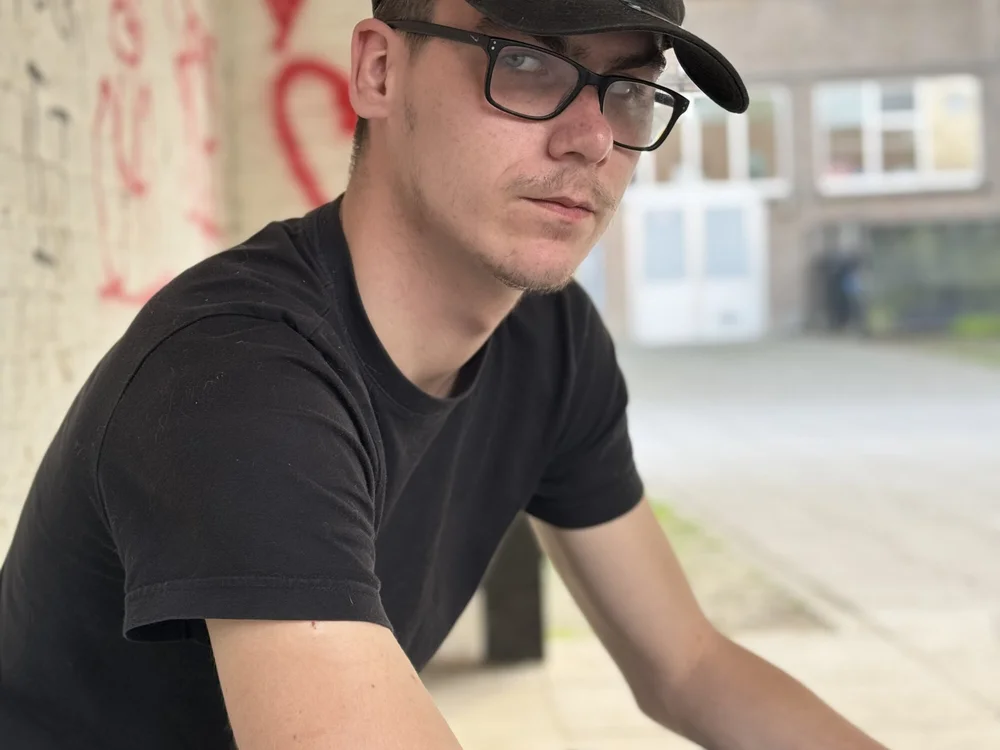 sander2955 Adlı Modelin Çevrimdışı XXX Sohbeti