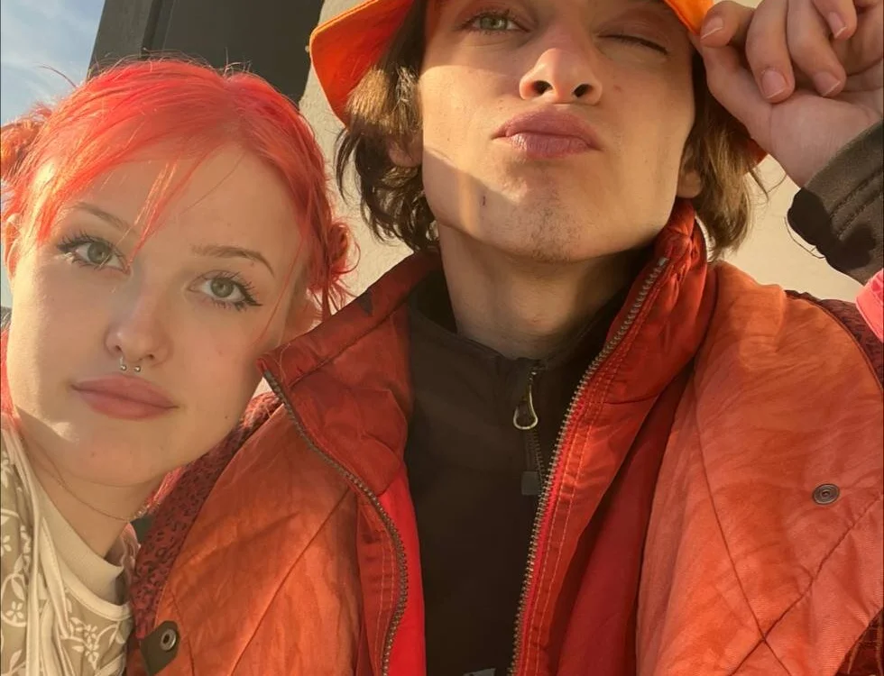 Bilik Sembang Luar Talian HoneyAndBee2