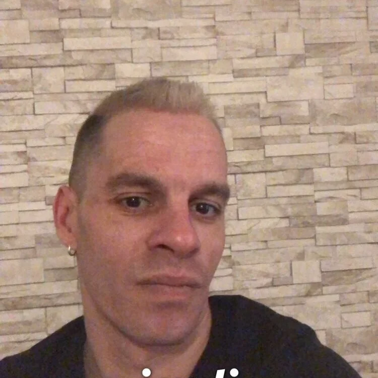 Alainsolo Chat XXX offline