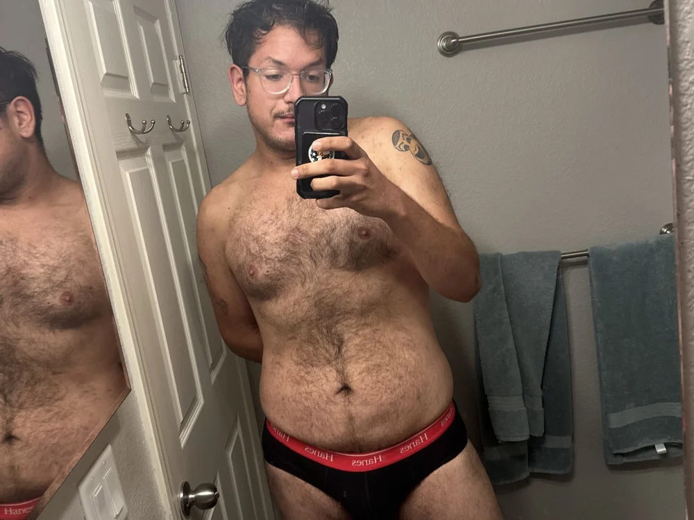 hotsquatch's Offline Chat Room