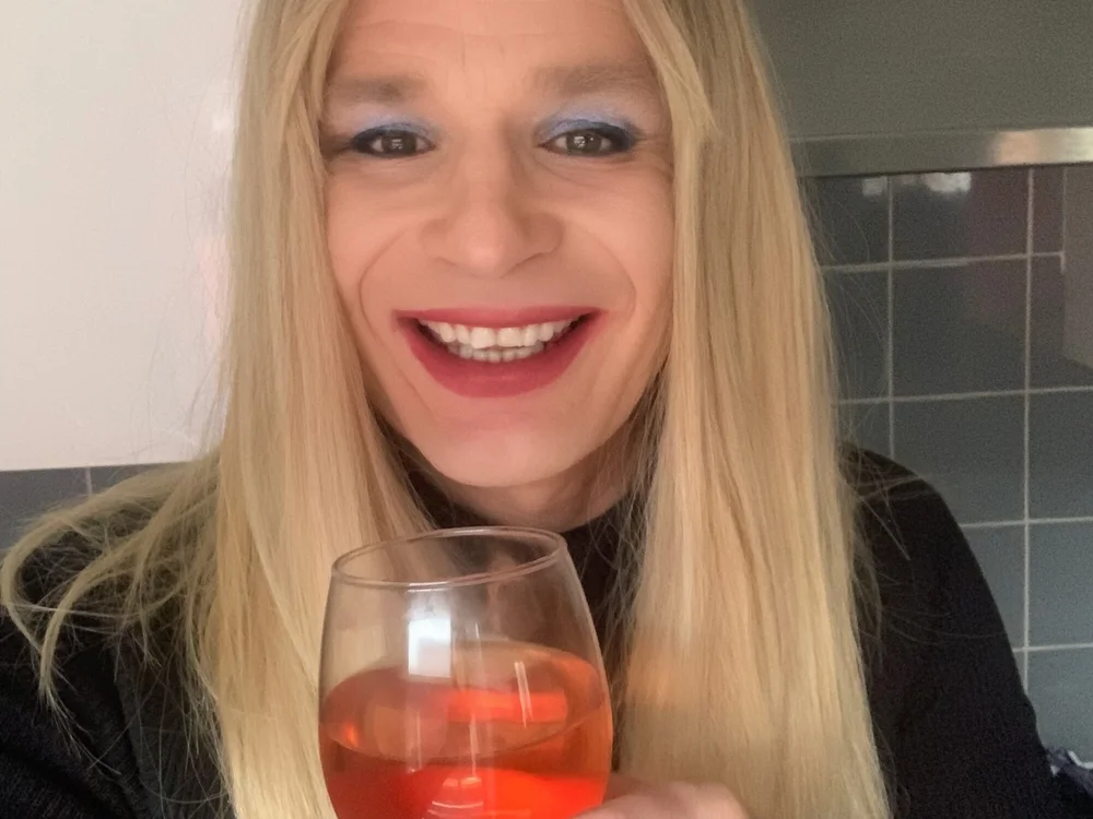 Georgina81 offline chatrum