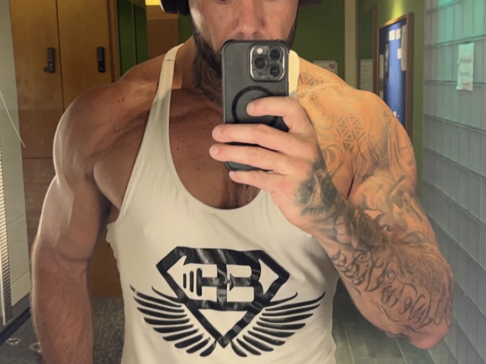 Wesfitness010's most recent online preview