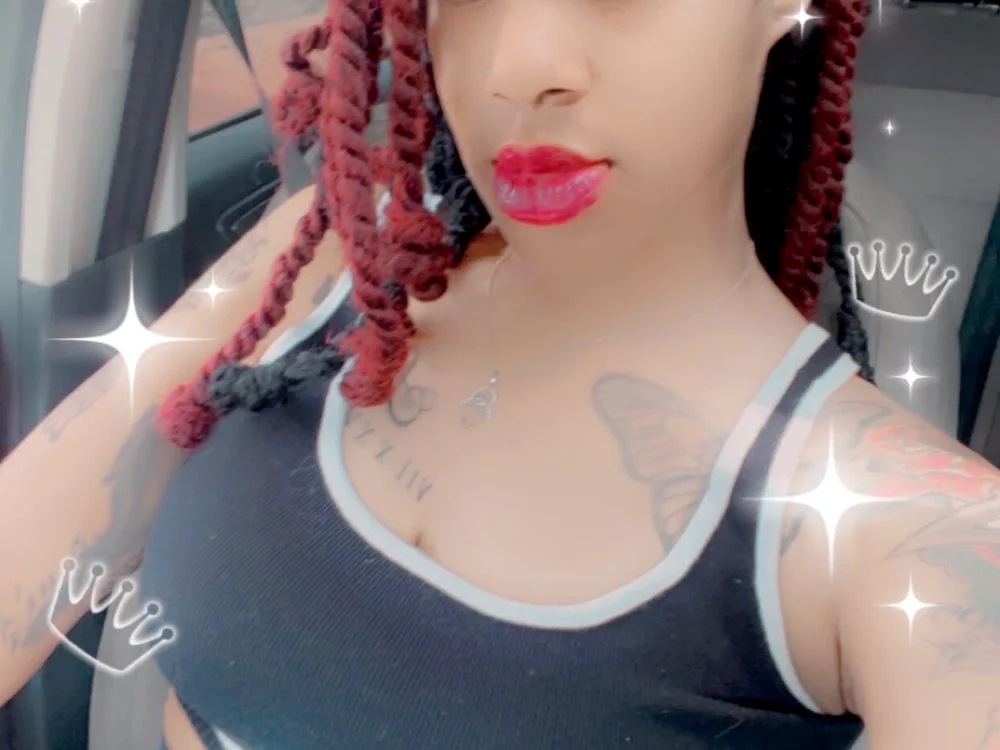 GoddessNaeAmani27's Offline Chat Room