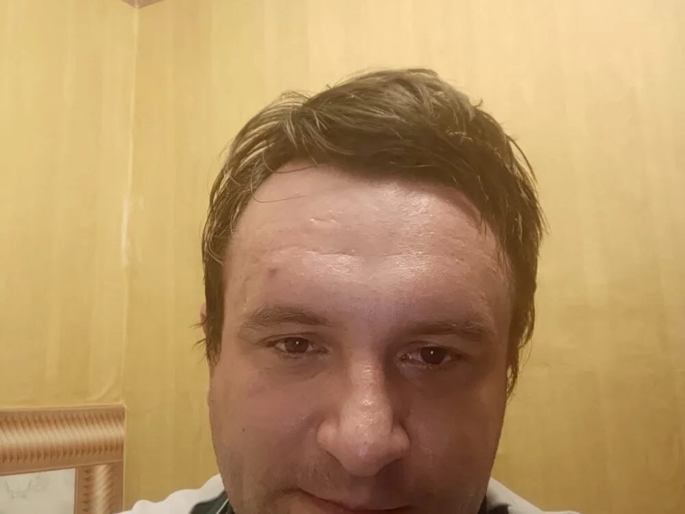 ivandovxxx's Offline XXX Chat