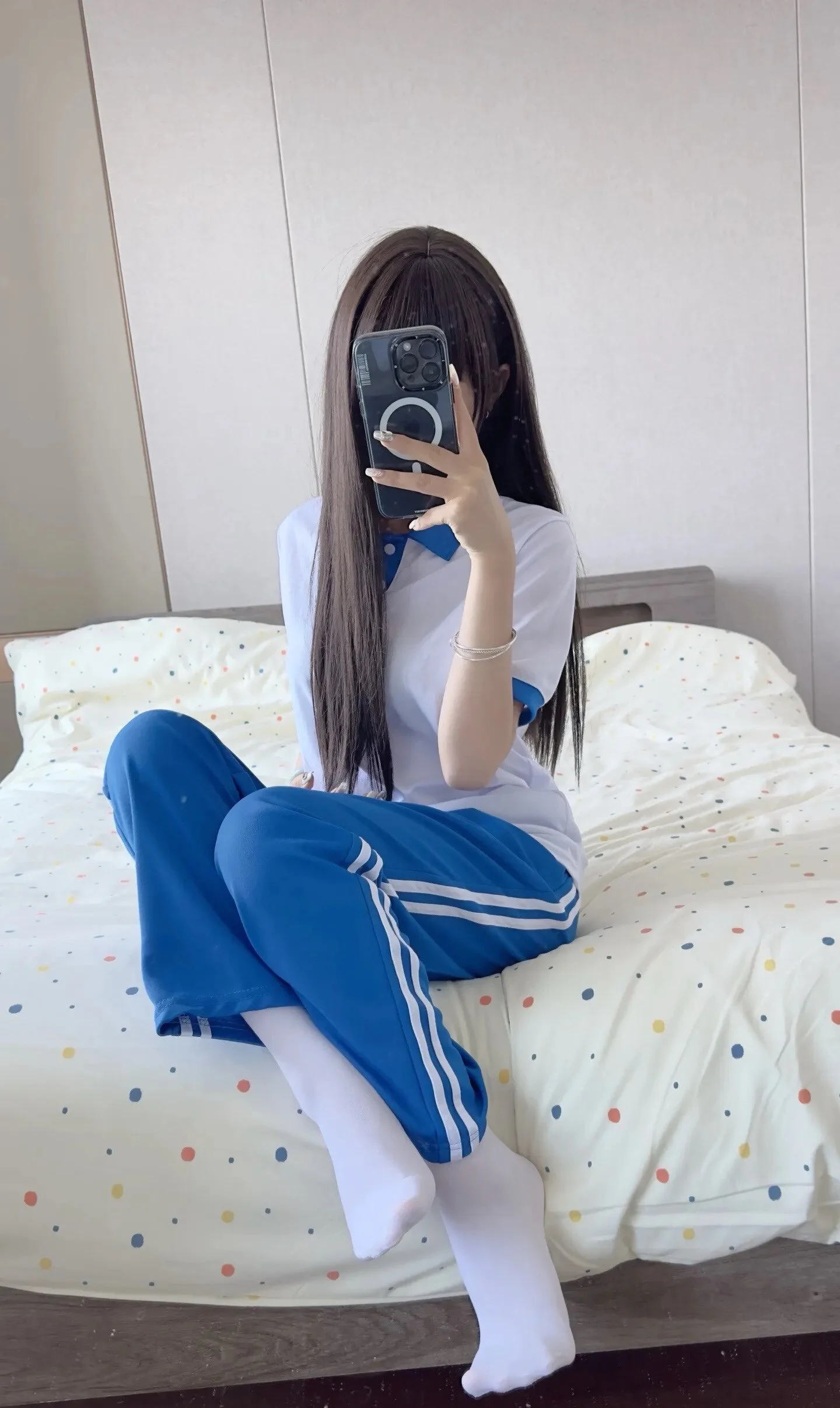 AHDX66887