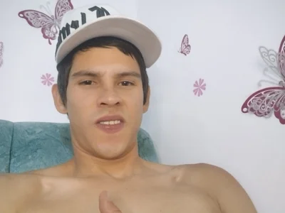 Rrutbel Male Bigballs Strip Cam