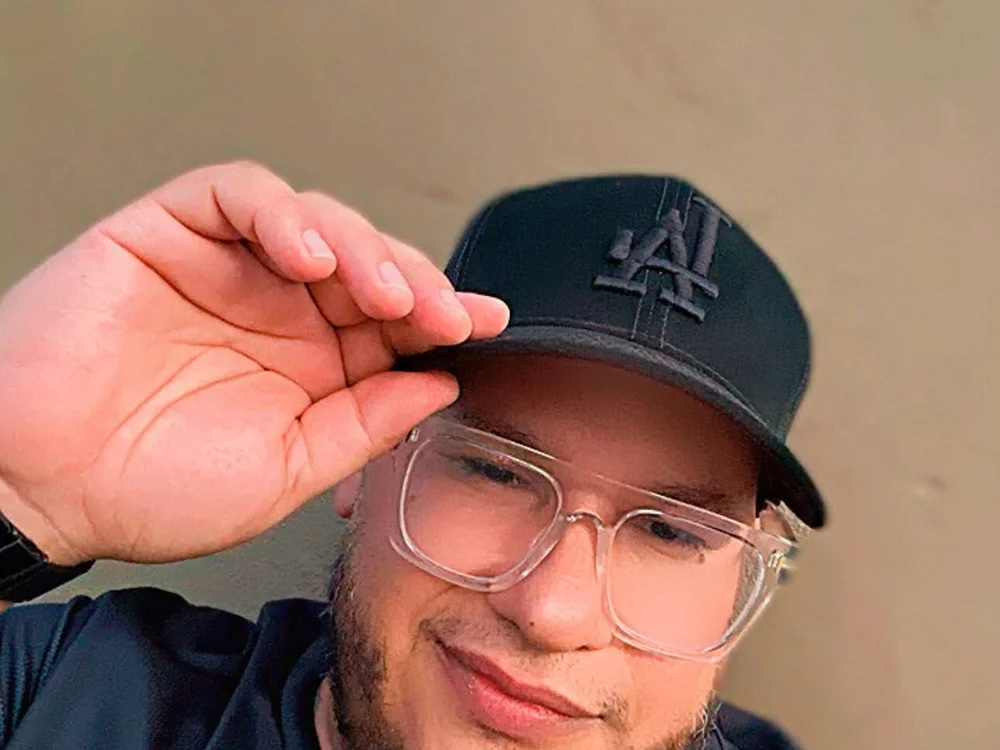 bigboyfats69's Offline Chat Room