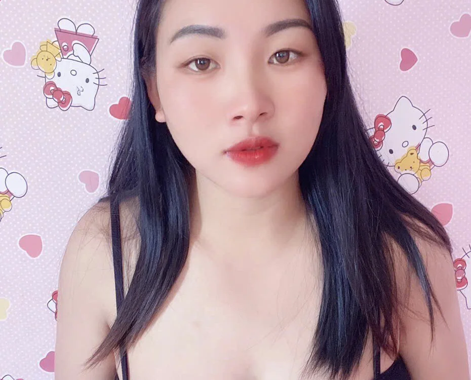 -Kim-Ngan93 Offline XXX-Chat