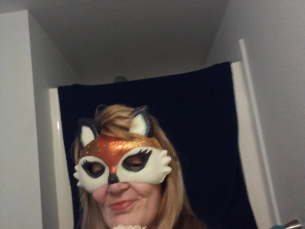 gemmaskyfox's Offline Chat Room