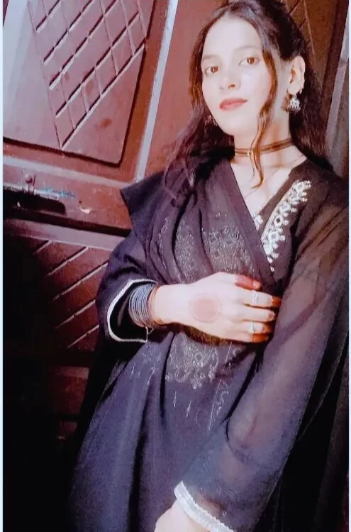 Pari_76 অফলাইন XXX চ্যাট