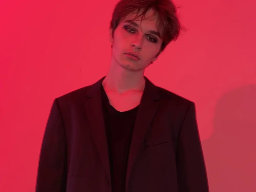 Tyler_Johnson_new's Offline XXX Chat