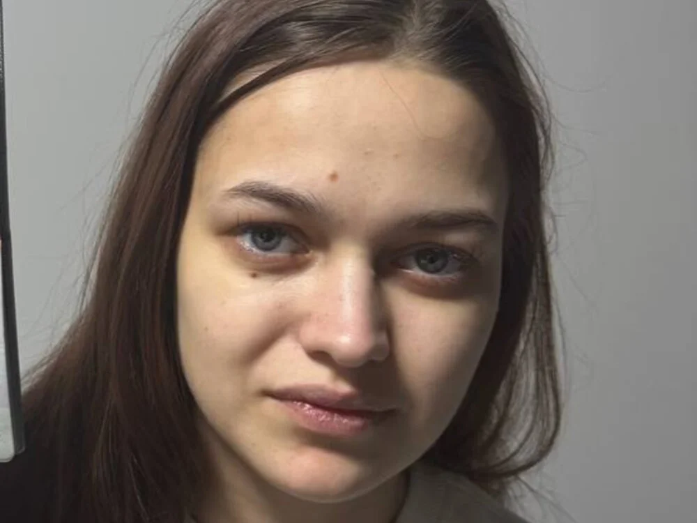 parrot_kisha's Live XXX Chat